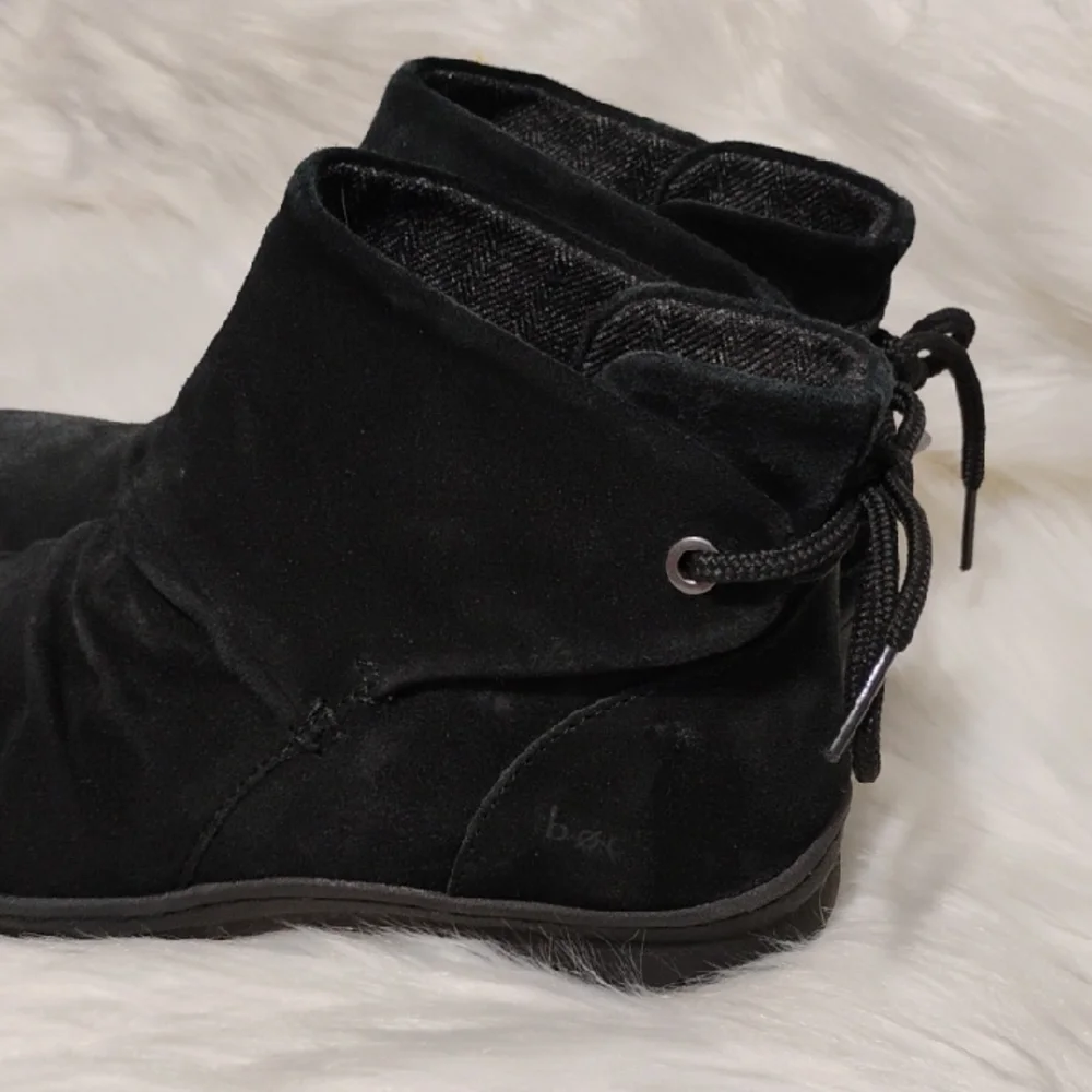 (#95) SALE! B.O.C. Born Black Suede Ankle Booties Sz.7 Hardly Worn